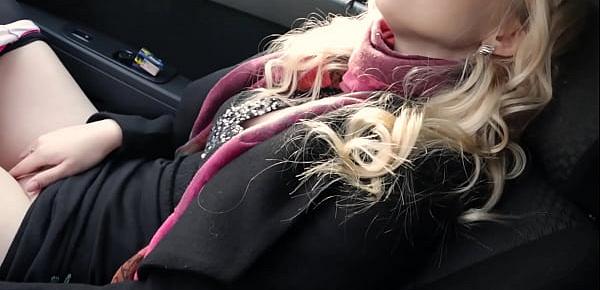  Horny teen girl masturbates her pussy in public in the car!